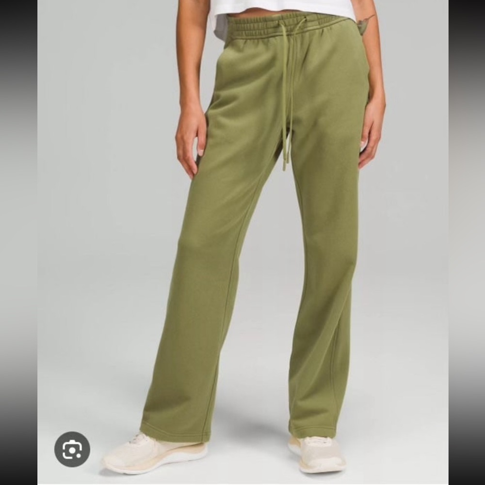 NWT Lululemon loungeful straight leg pant